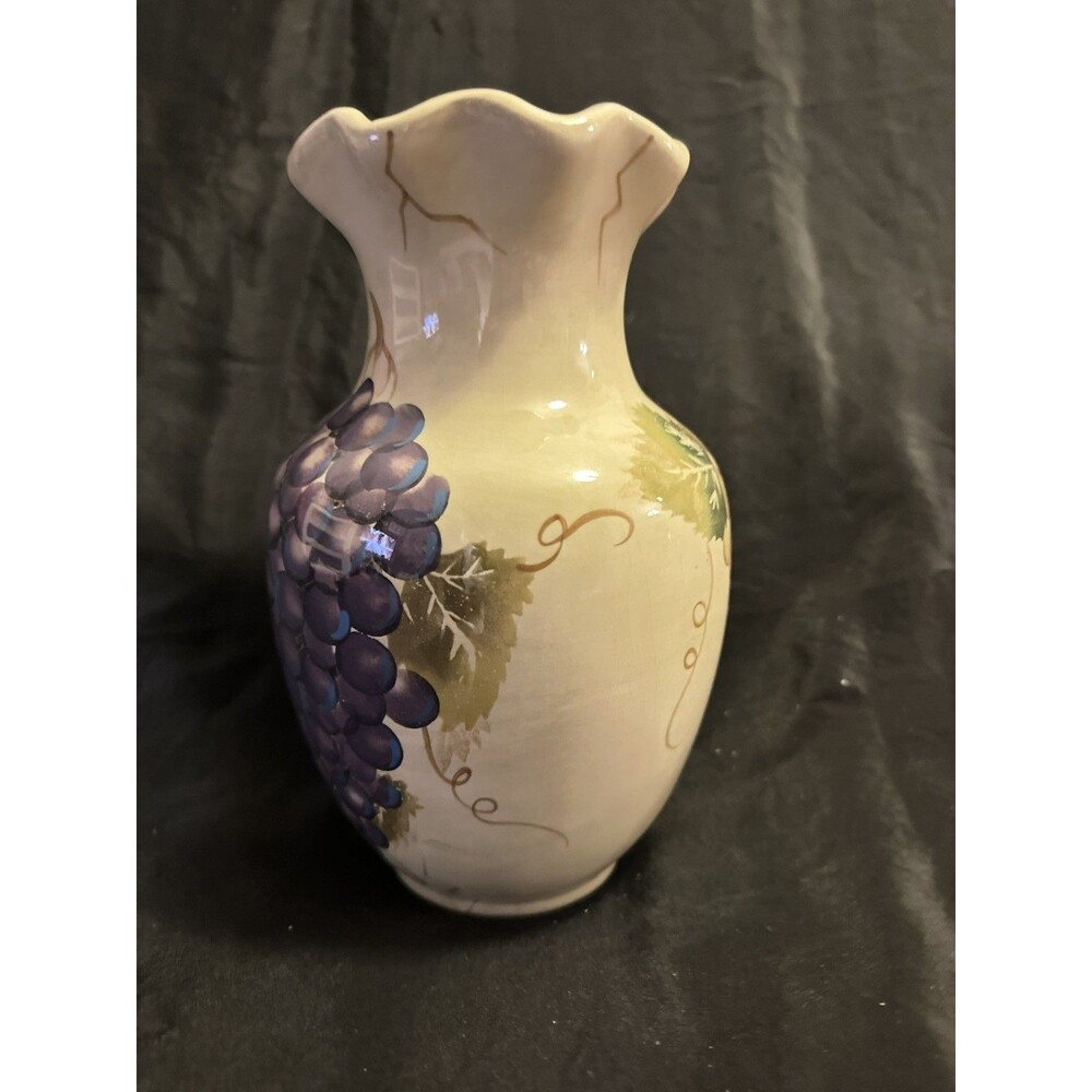 Tabletops Unlimited ~ “Cabernet” ~ 7¾" POTTERY VASE with Hand Painted Grapes - Picture 3 of 8